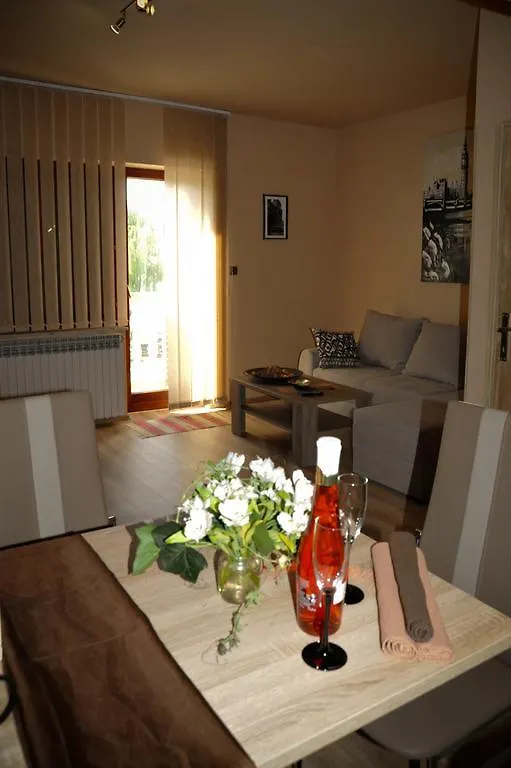 Apartment Vesna Supetarska Draga