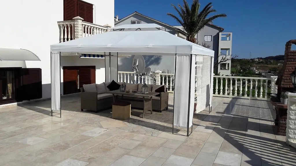 Apartment Vesna Supetarska Draga